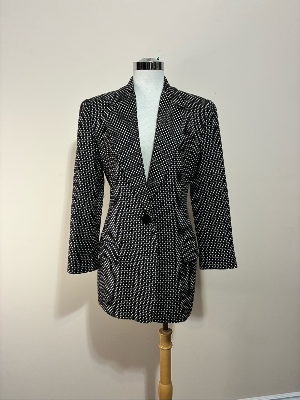 Ellen Tracy - Linda Allard Long Black Blazer/Jacket with White Polka Dots